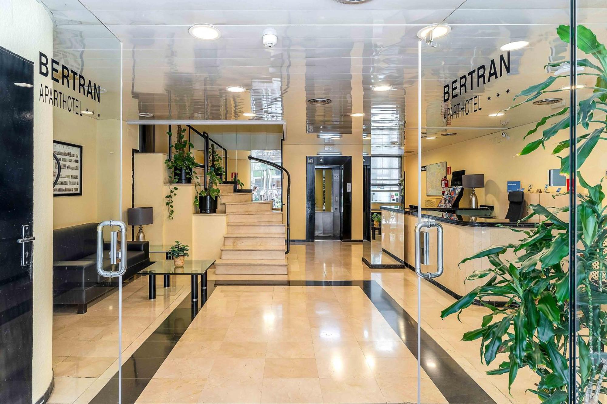 Aparthotel Bertran, Barcelona
